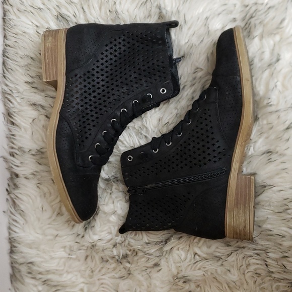 REPORT ANKLE BOOTS Cut-out - Picture 6 of 12